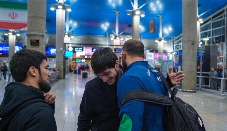 کشتیگیران خارجی استقلال به ایران برگشتند